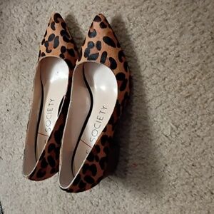 Sole Society Calf hair  leopard pumps SZ 7
